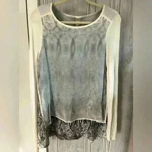 XCVI Cream and Gray Lace Accent Blouse